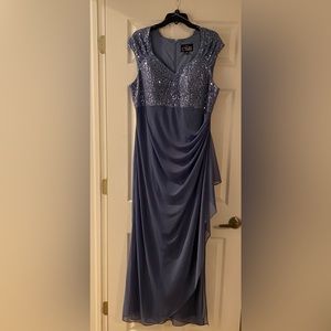 Alex Evenings Gown